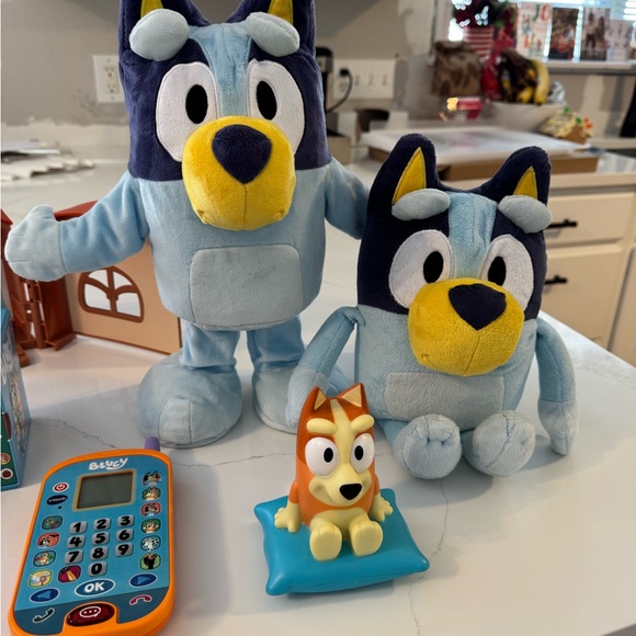 Bluey Bundle - Picture 2 of 3